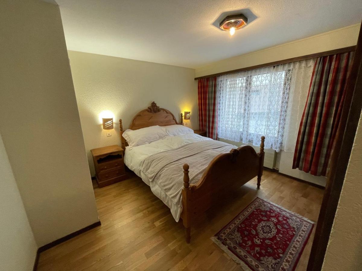 Modern Taesch Apartment With Free Parking Kültér fotó