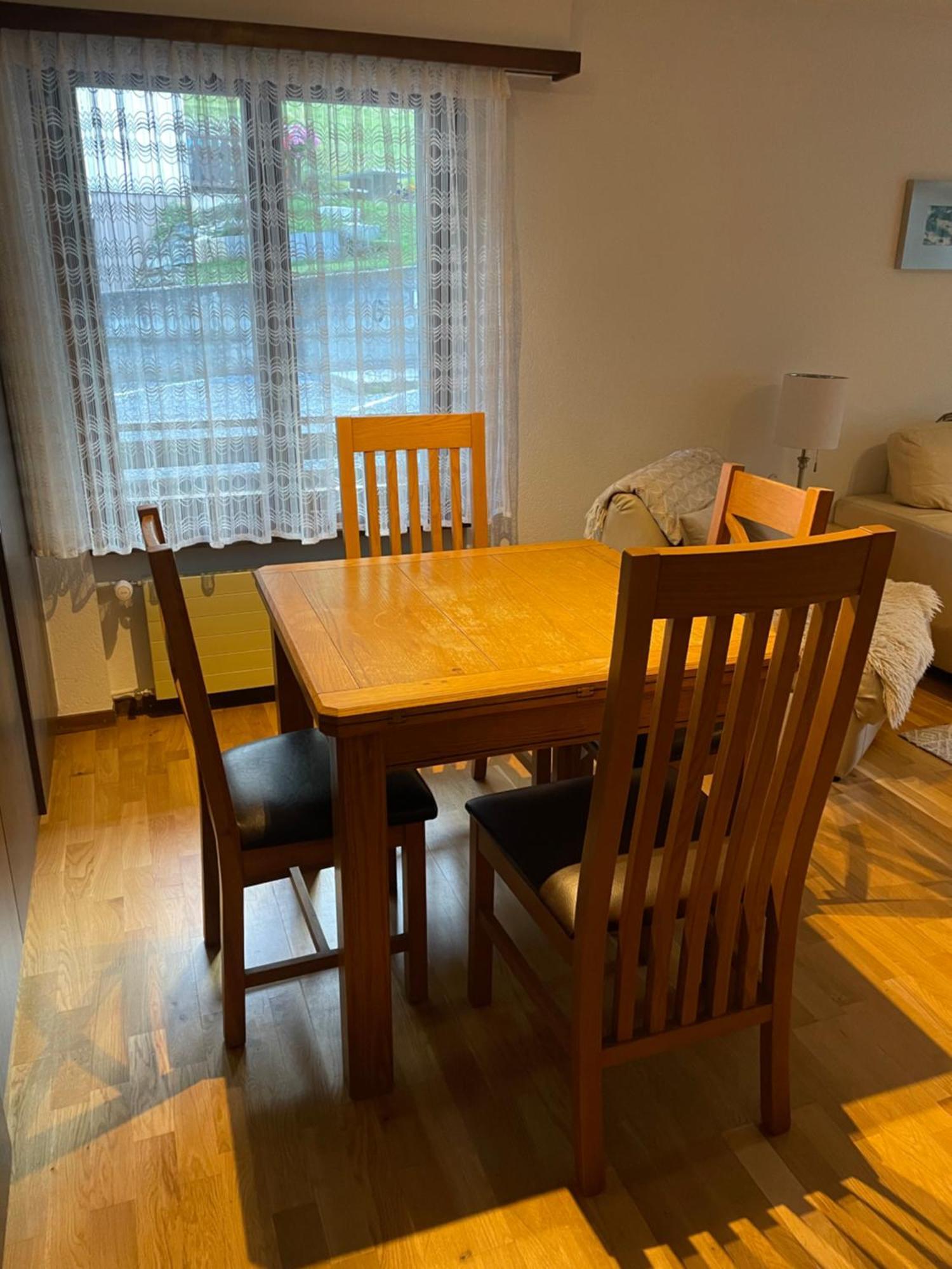 Modern Taesch Apartment With Free Parking Kültér fotó